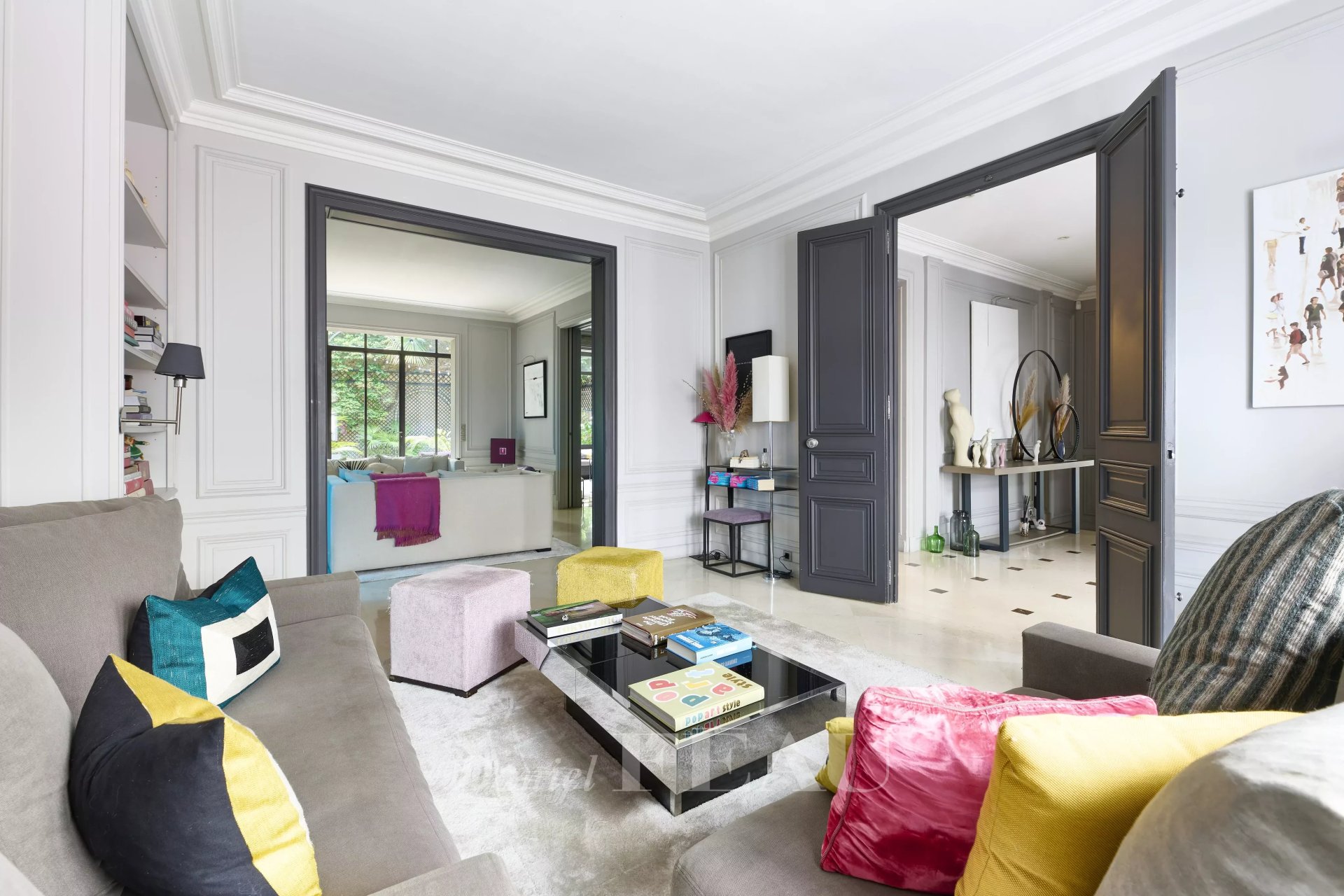 6 Bedroom Villa/Townhouse's Image 10