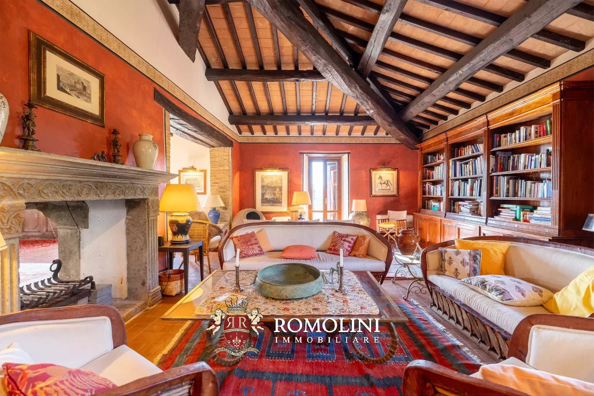 10 Bedroom Villa/Townhouse's Image 37