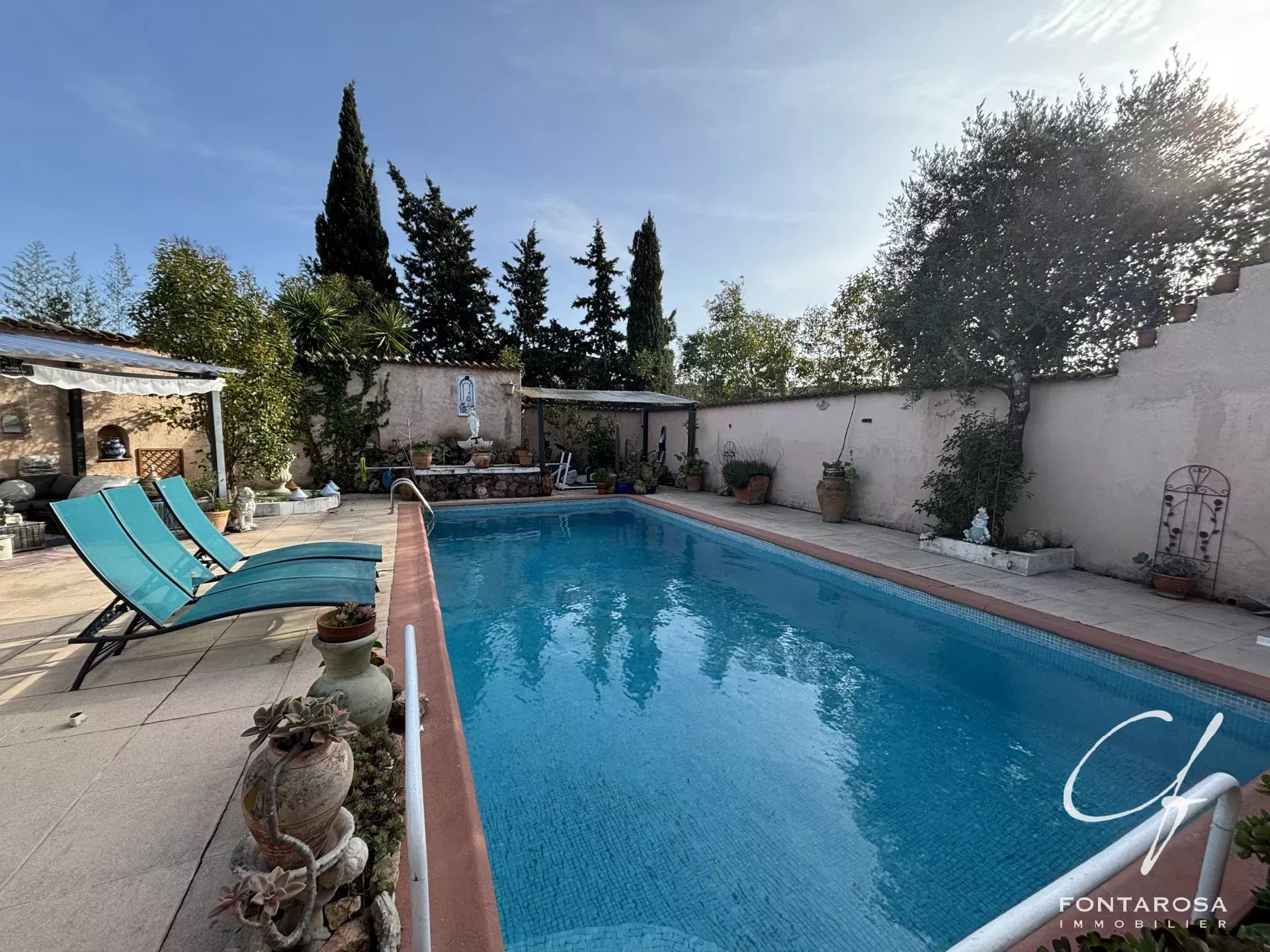 Agence immobilière de 