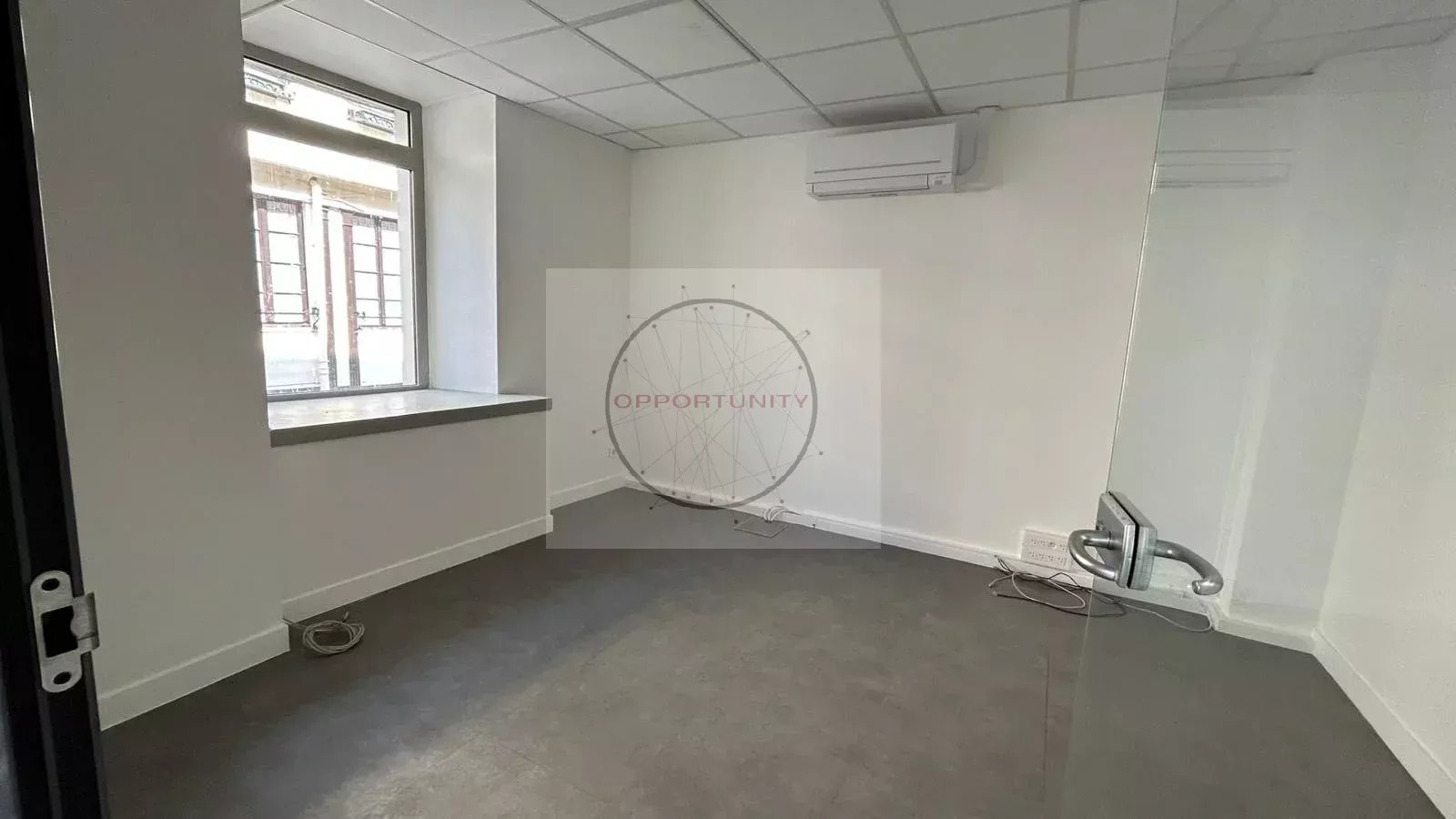 autre 400 m² Montereau-Fault-Yonne — photo 4
