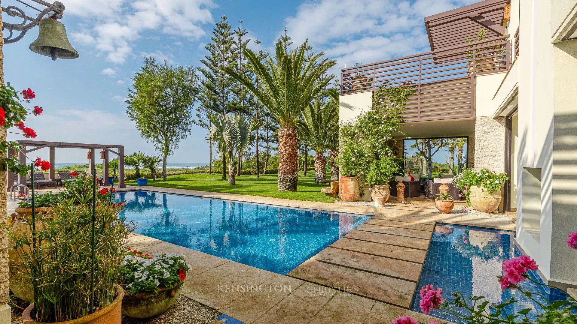 5 Bedroom Villa/Townhouse's Image 8