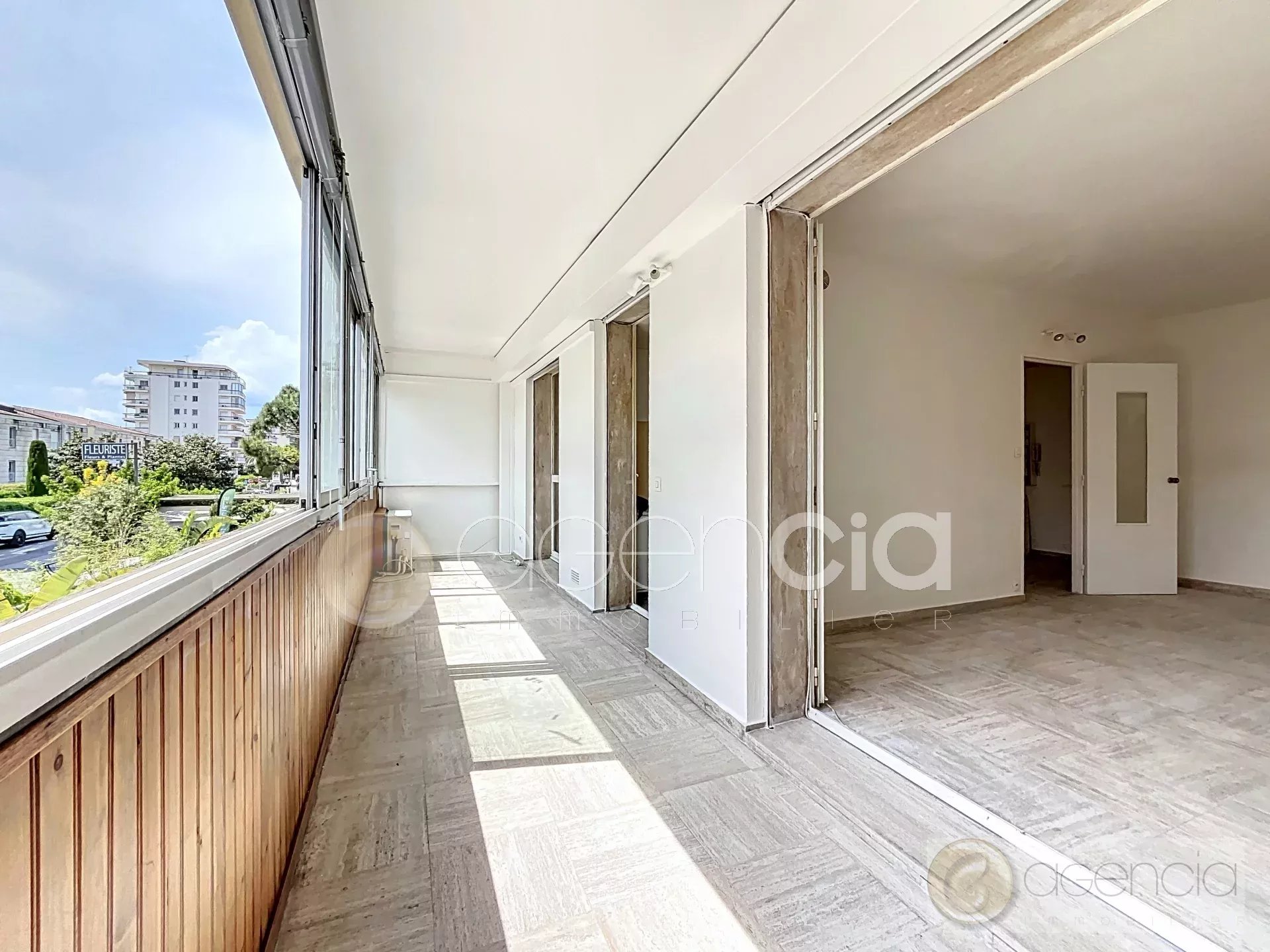 Cannes Basse Californie, Proche Palm Beach et rue d'Antibes