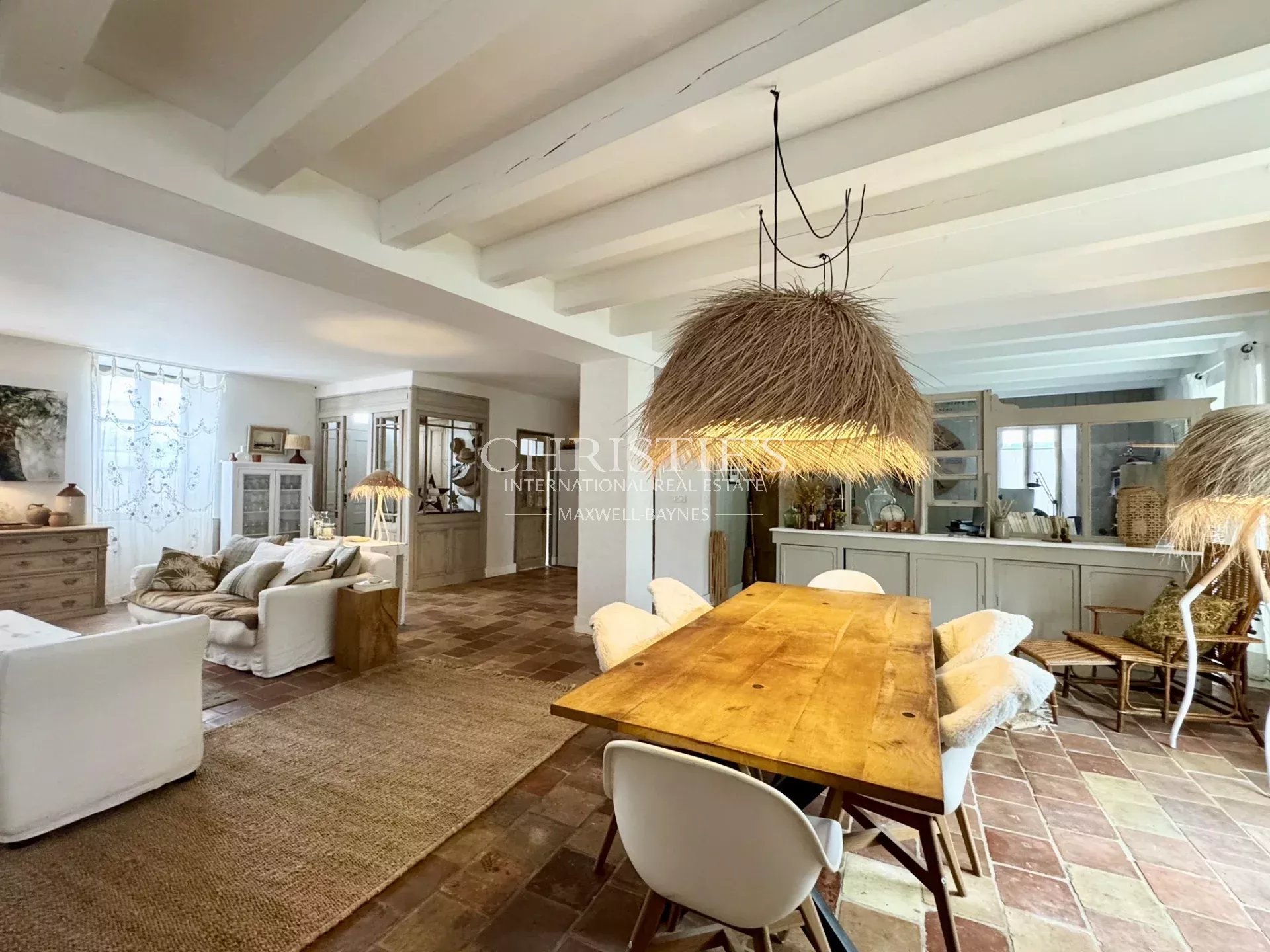 5 Bedroom Villa/Townhouse's Image 11