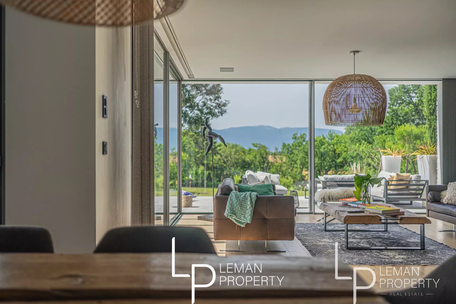 maison en vente sur www.leman-property.com