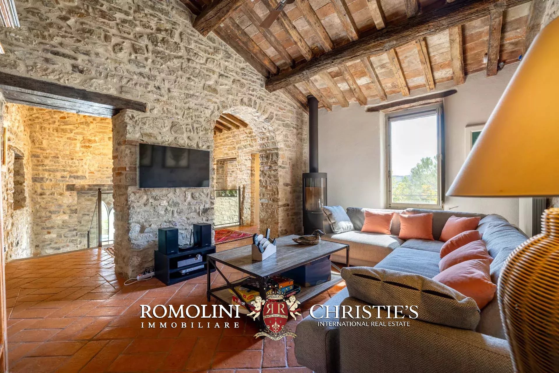 8 Bedroom Villa/Townhouse's Image 43