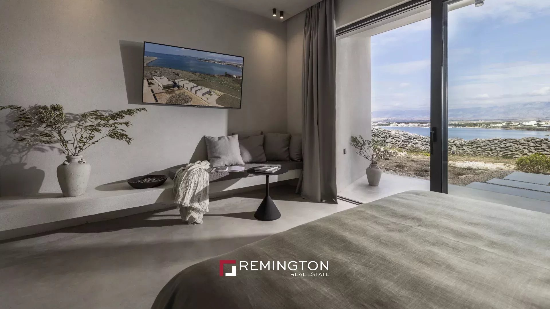 4 Bedroom Villa/Townhouse's Image 8