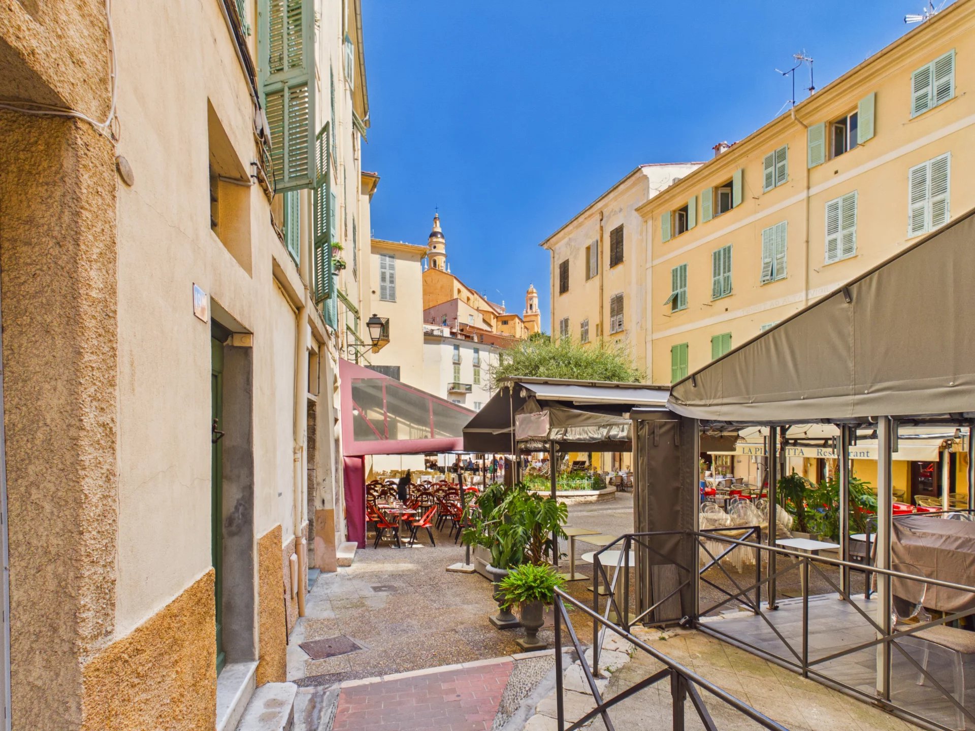 Appartement 3 pièces, lumineux - Menton piétonne