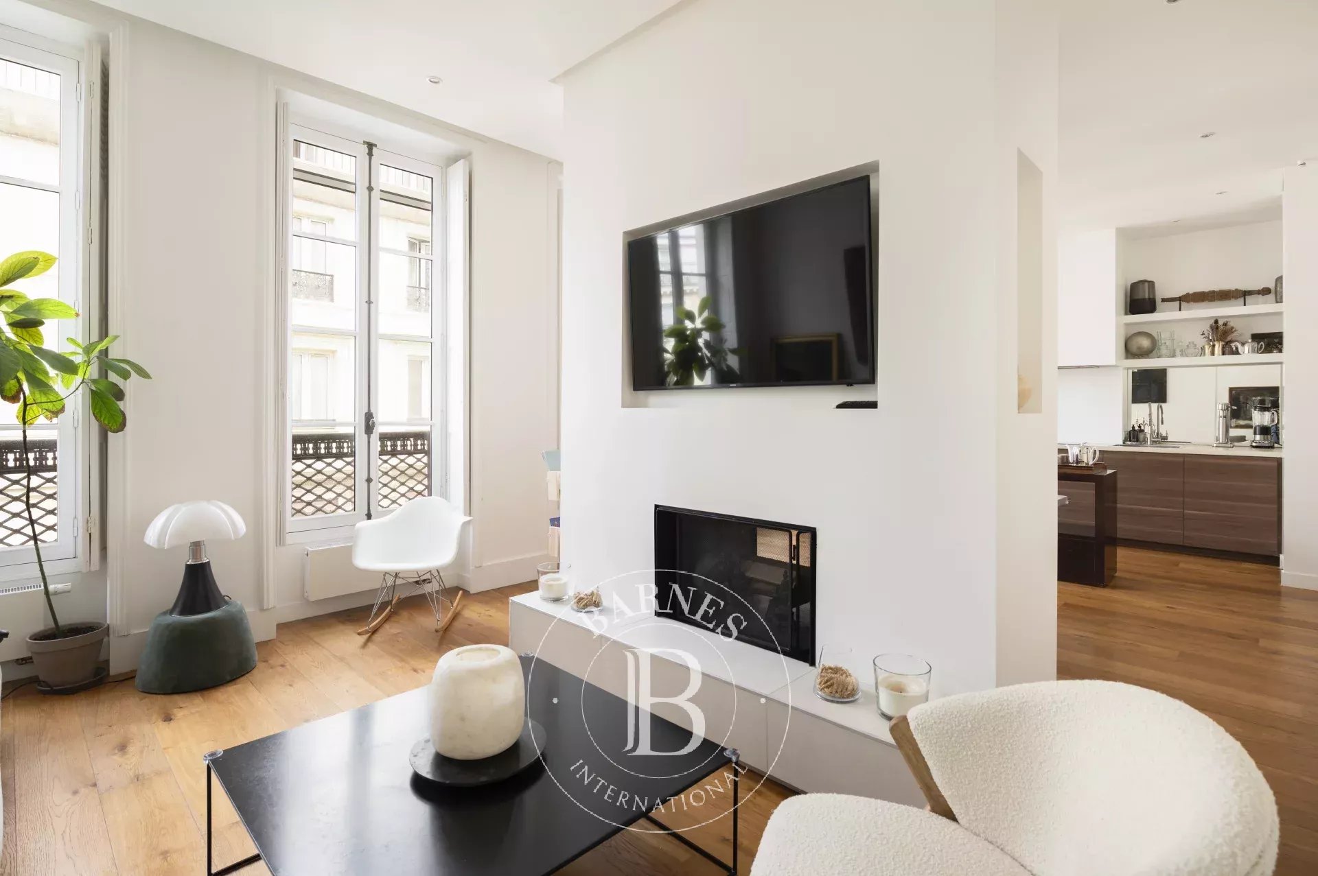 Daire Paris 9ème - picture 15