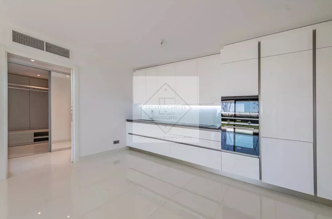APPARTEMENT EXCEPTIONNEL AVEC VUE MER À ROQUEBRUNE-CAP-MARTIN — фото 7