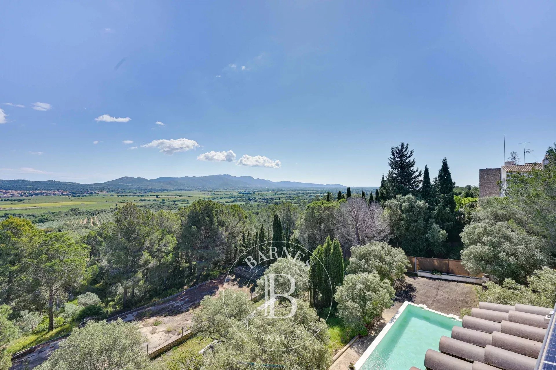 Köy evi Garriguella