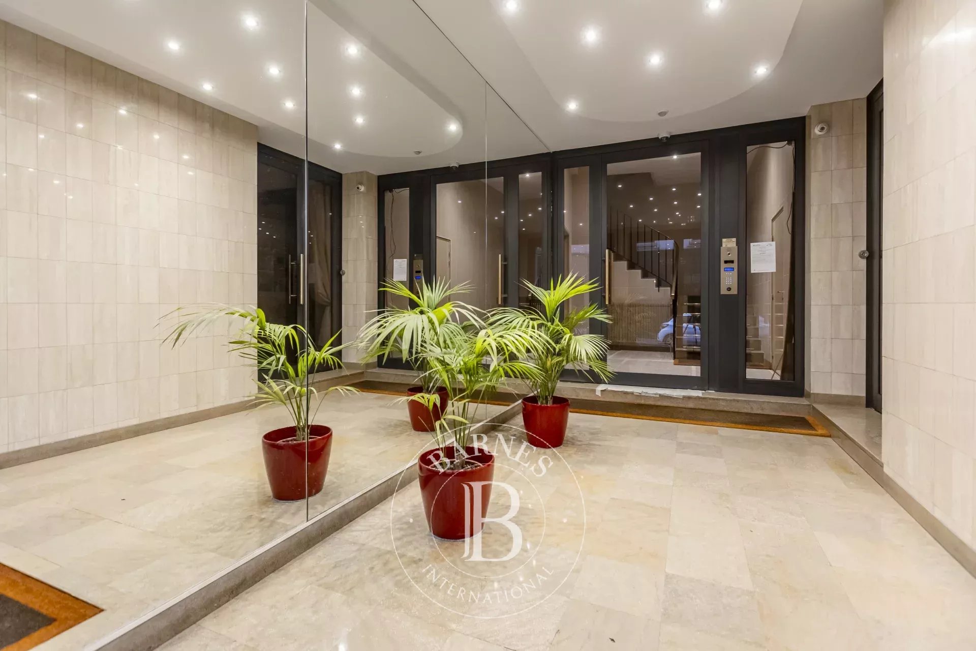 Daire Paris 16ème - picture 15