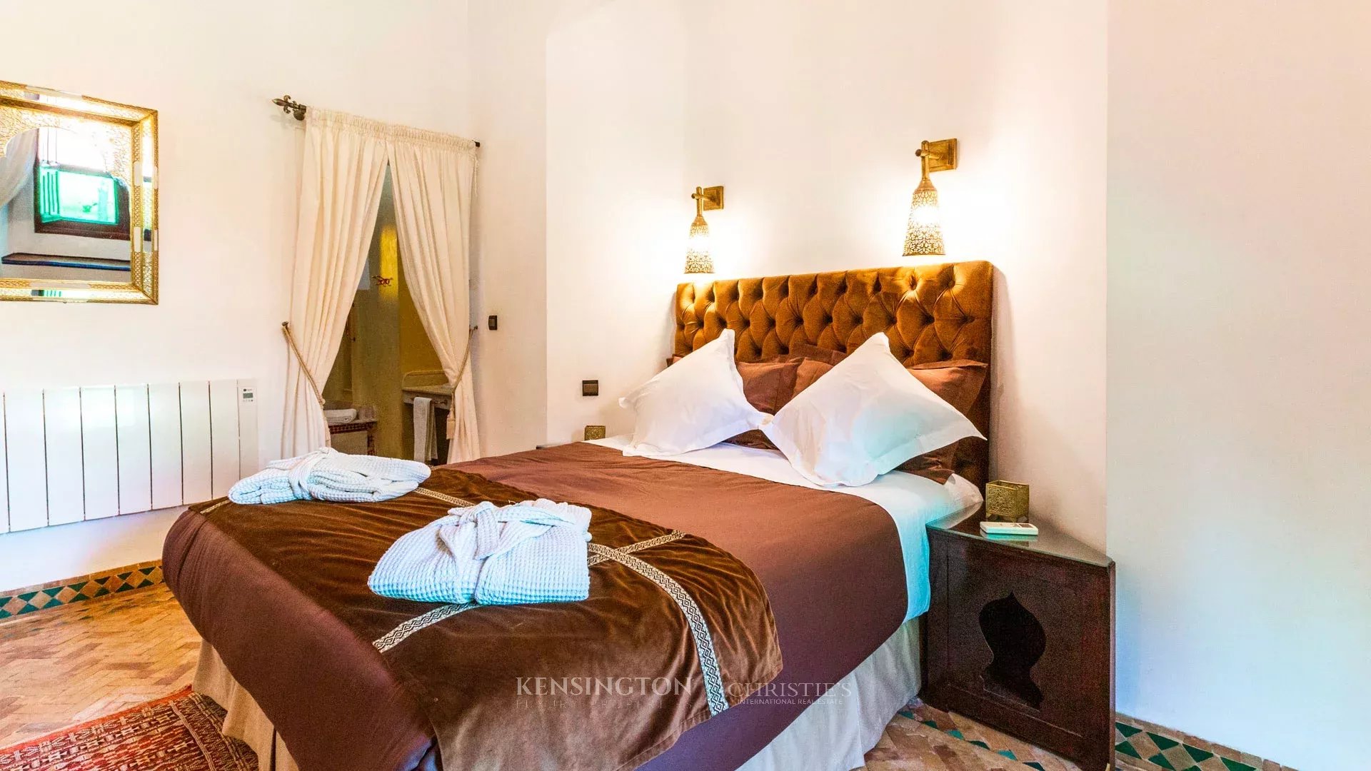 7 Bedroom Villa/Townhouse's Image 53