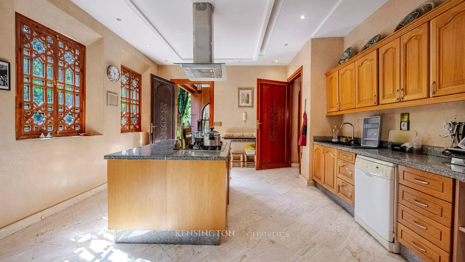 4 Bedroom Villa/Townhouse's Image 44