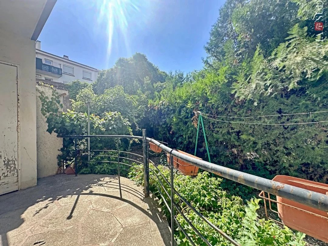 CHAMPS DE MARS - T3 69M²