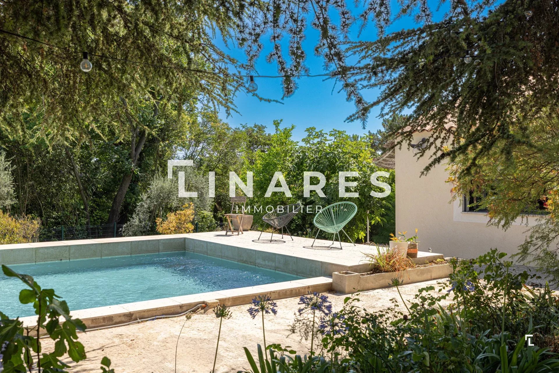 L'ALLAUDIENNE - Maison T5 de 151m2 - Terrain de 3300m2 - Piscine - 13190