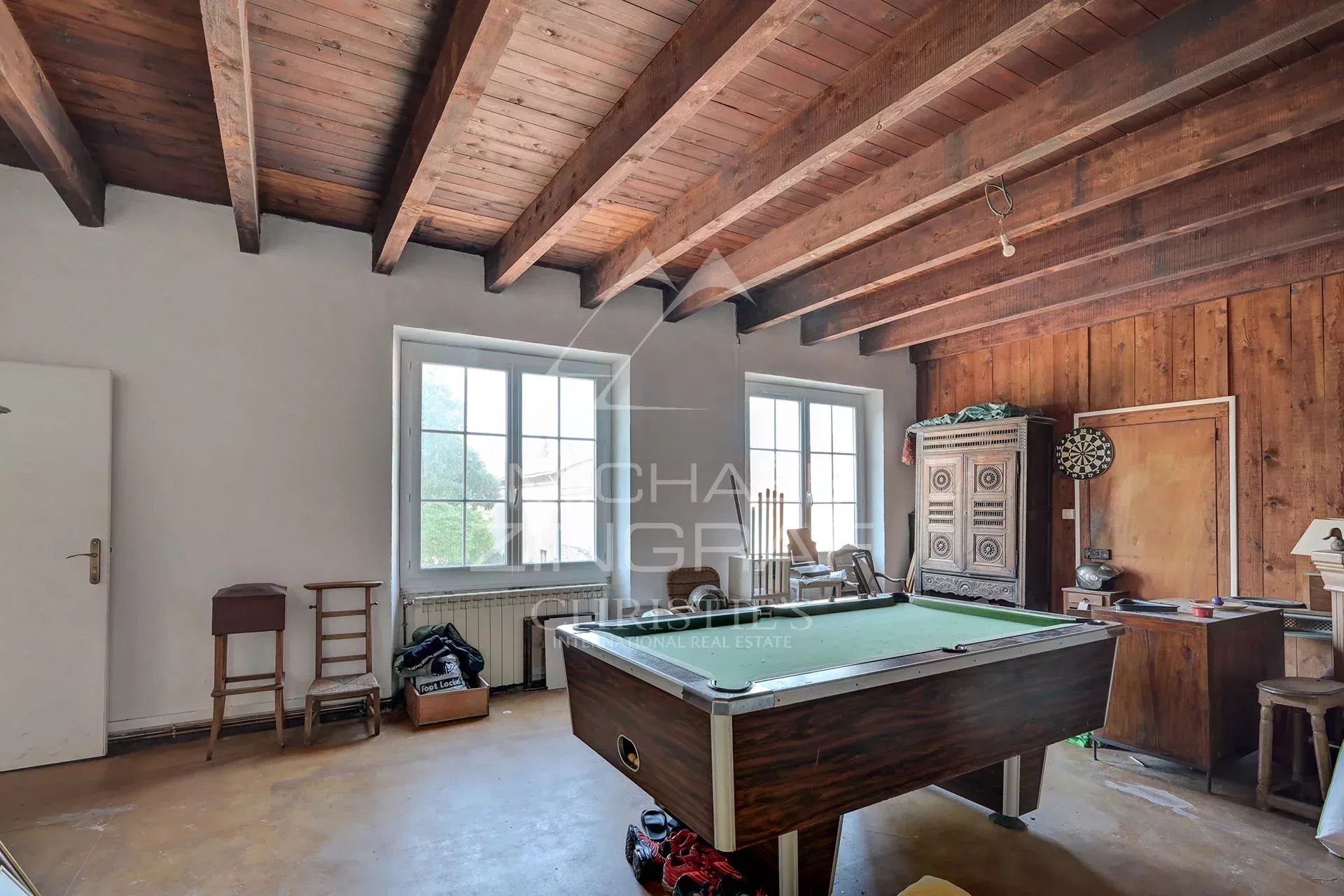 7 Bedroom Villa/Townhouse's Image 22