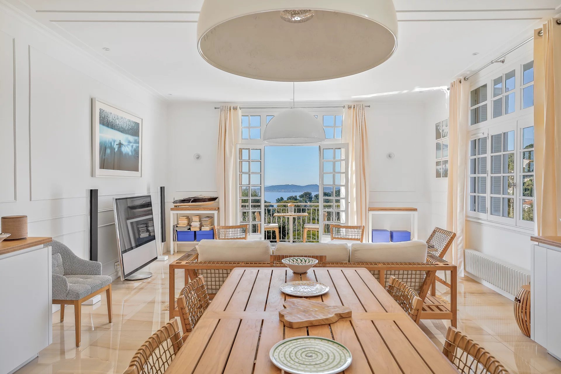 APPARTEMENT VUE MER