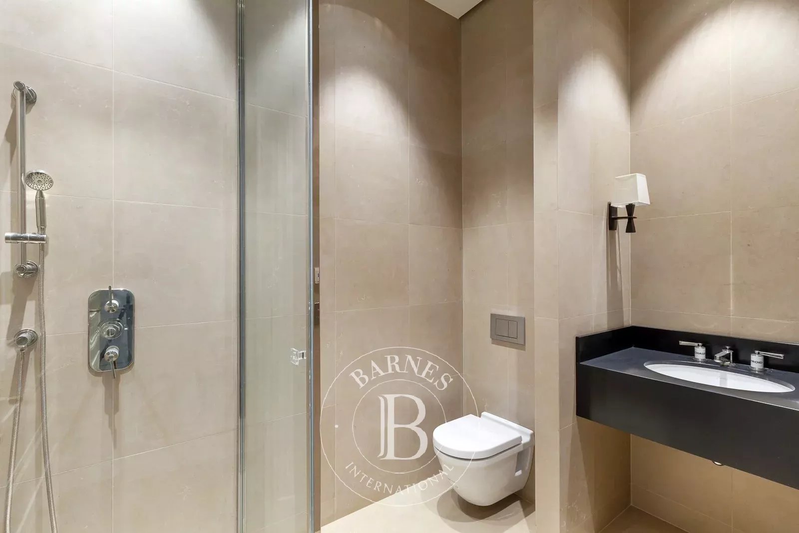 PARIS 7 - GRENELLE - BOURGOGNE - APARTMENT - picture 15