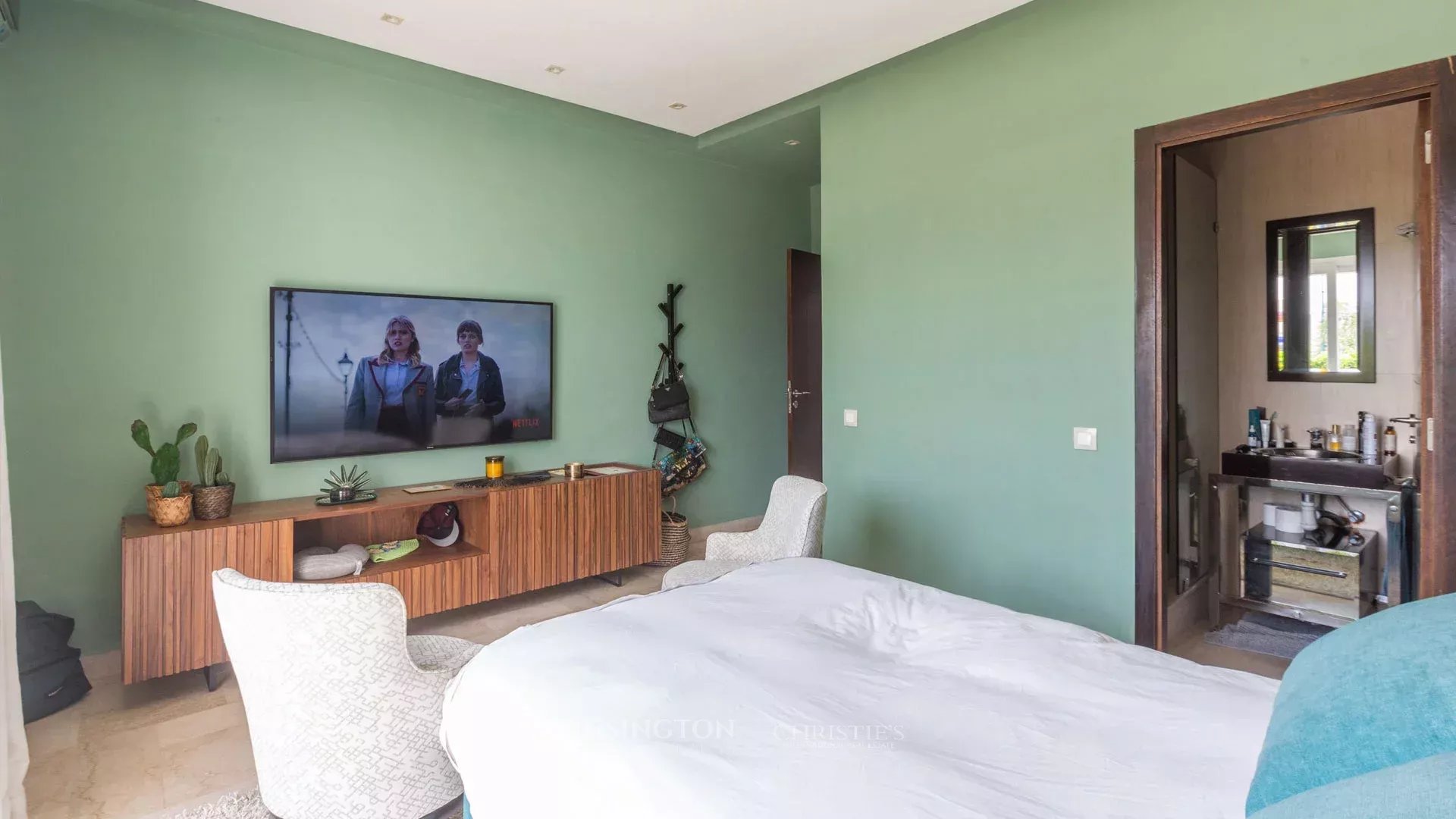 4 Bedroom Villa/Townhouse's Image 12