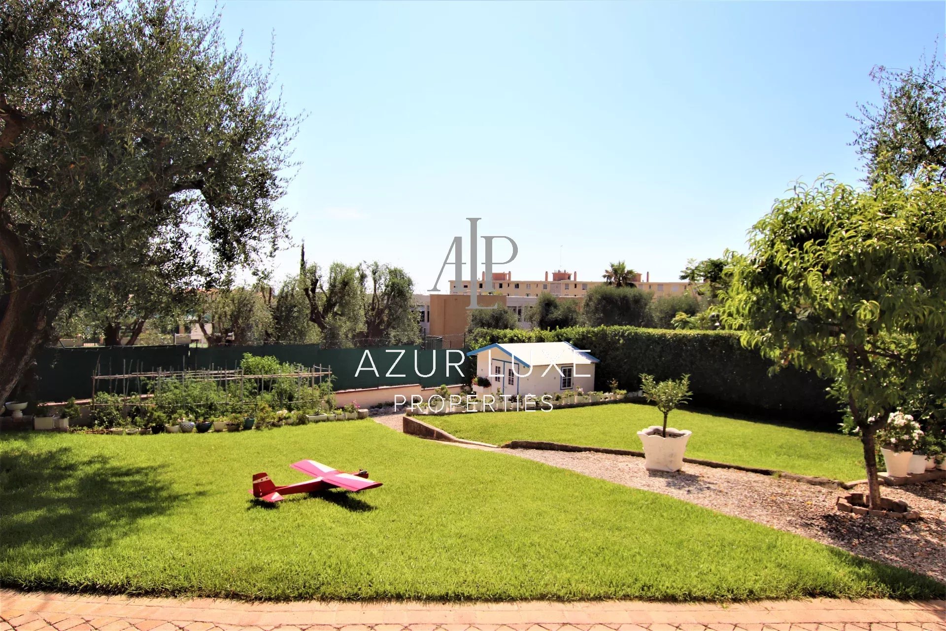 Exclusivité - Villa centre de Beaulieu sur Mer - Jardin - Vue Mer