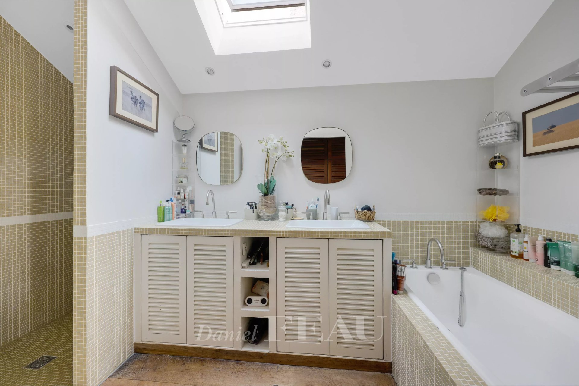 4 Bedroom Villa/Townhouse's Image 8