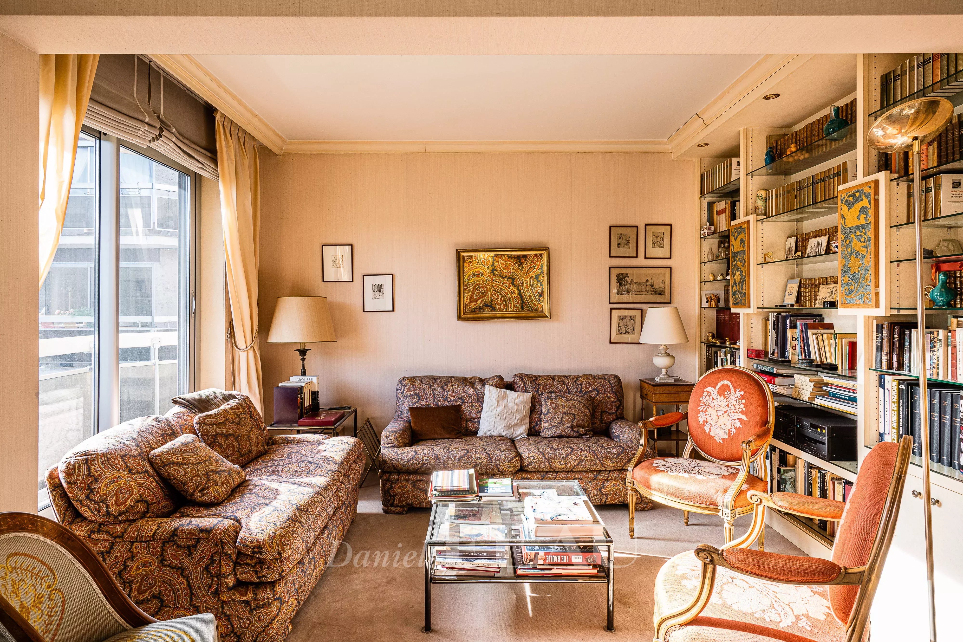 Sale Apartment Neuilly-sur-Seine
