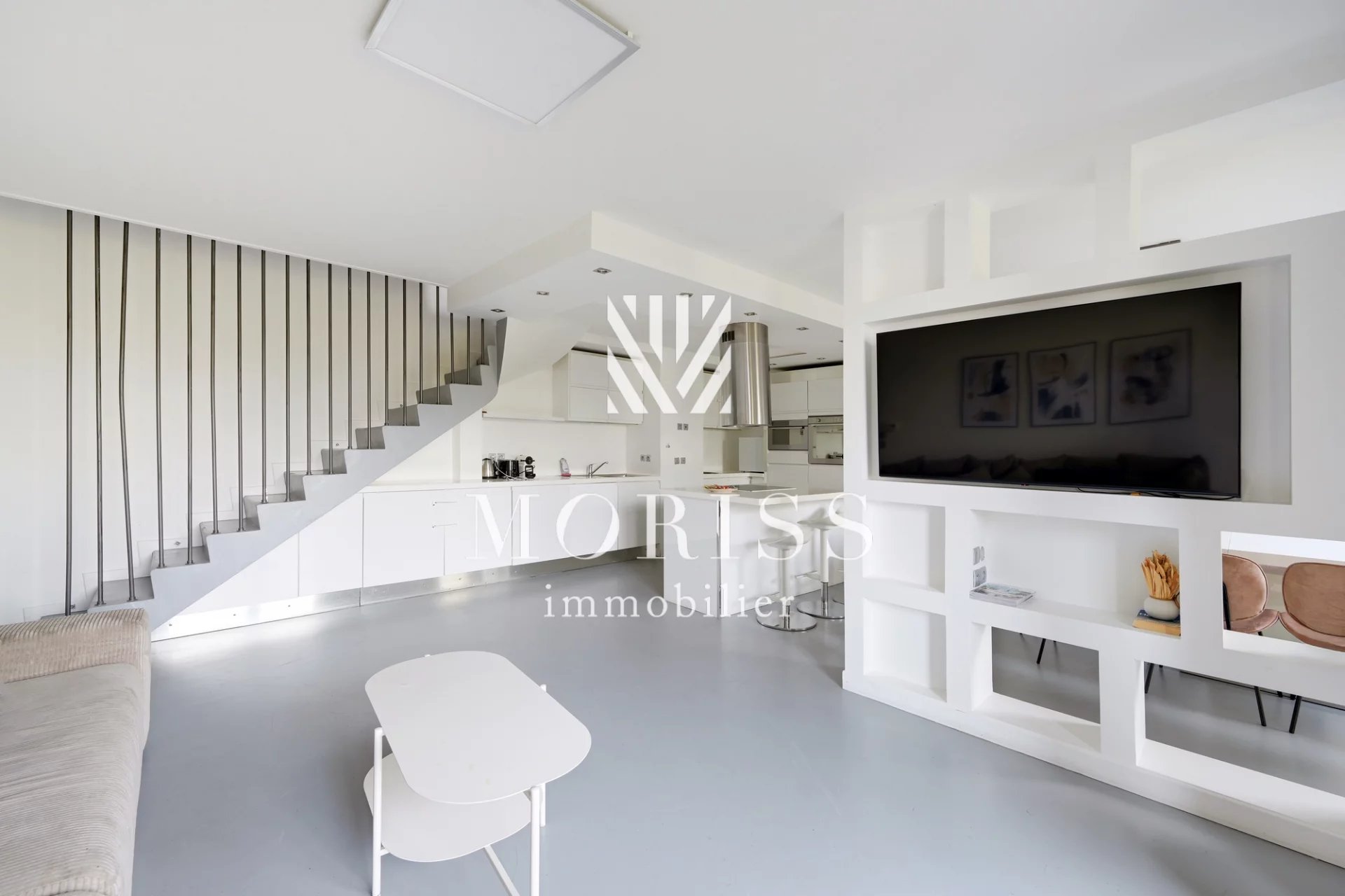 Montreuil Appartement de 5 pièces, 4 chambres + 12 m2 de balcon - Image Array