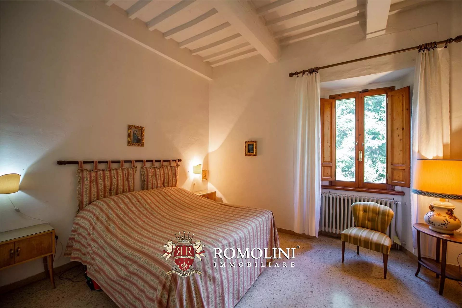 6 Bedroom Villa/Townhouse's Image 39