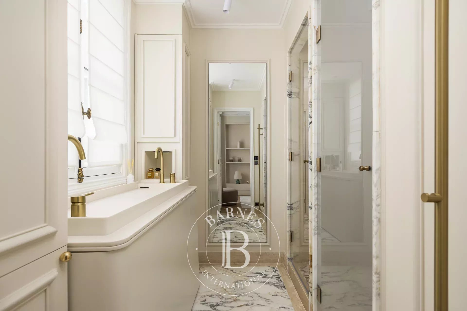 Daire Paris 7ème - picture 14