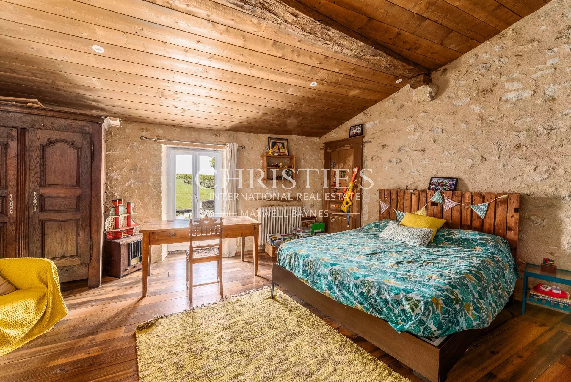 7 Bedroom Villa/Townhouse's Image 14