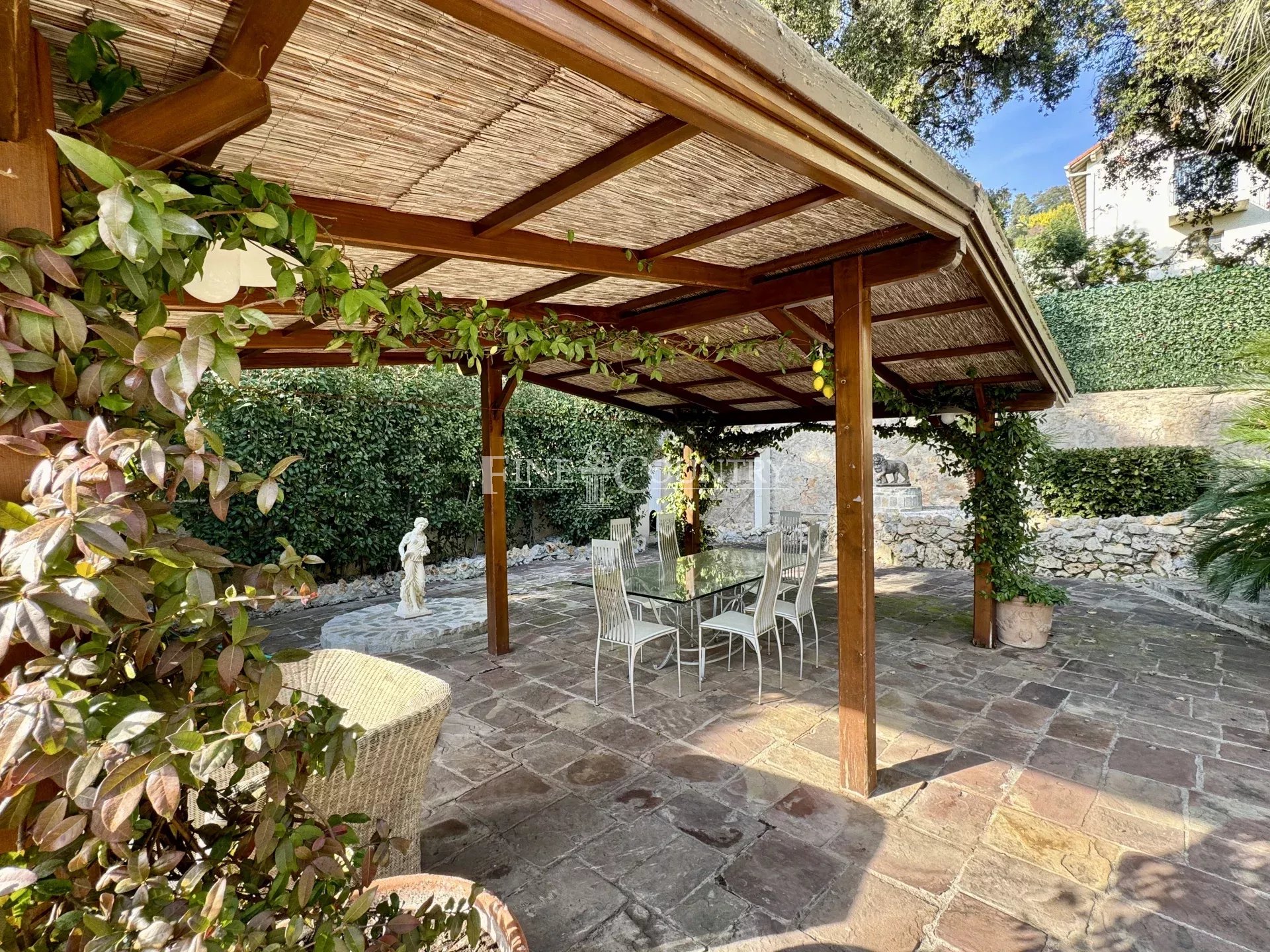 Photo of Villa for Sale In Cannes sea view