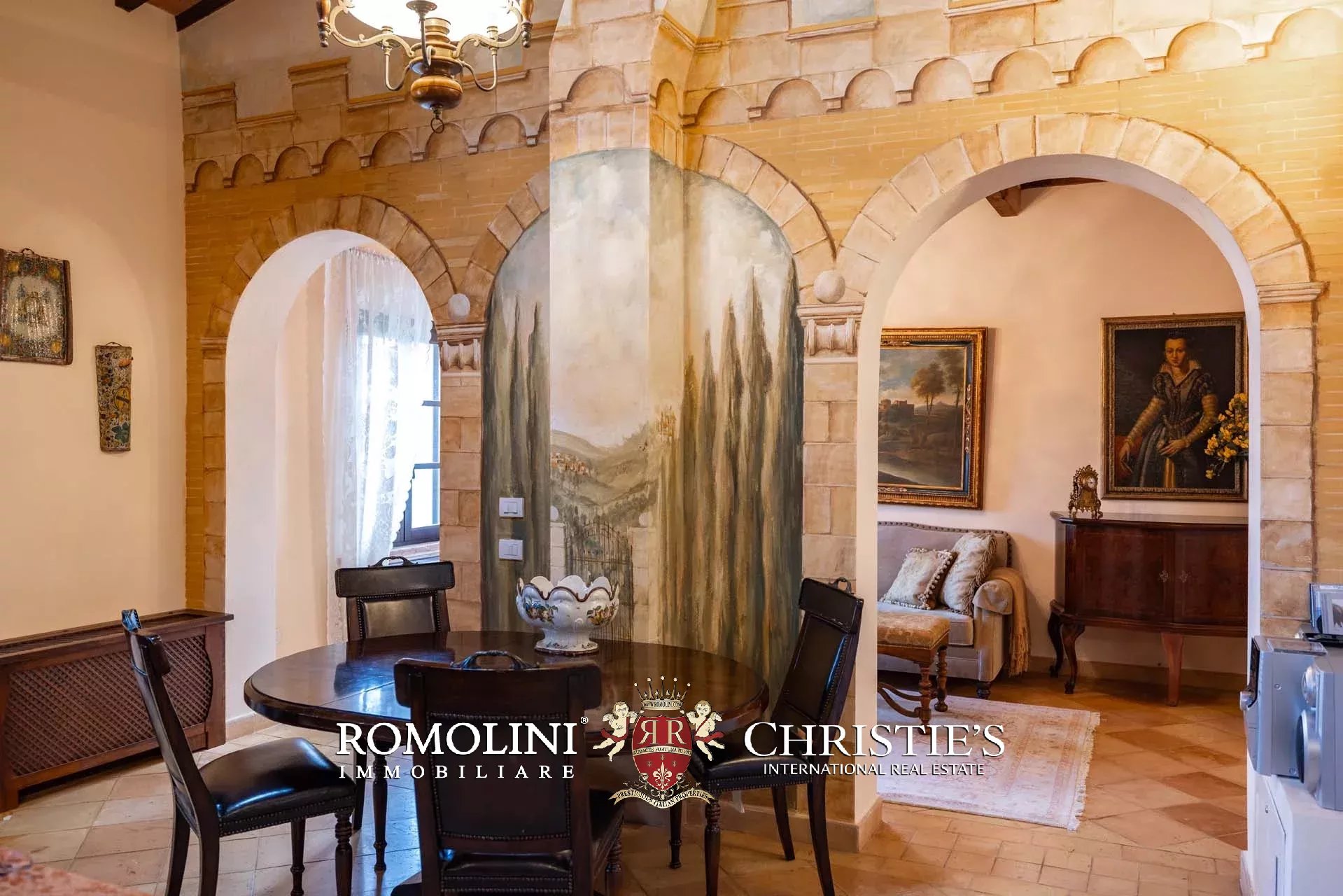 37 Bedroom Villa/Townhouse's Image 184