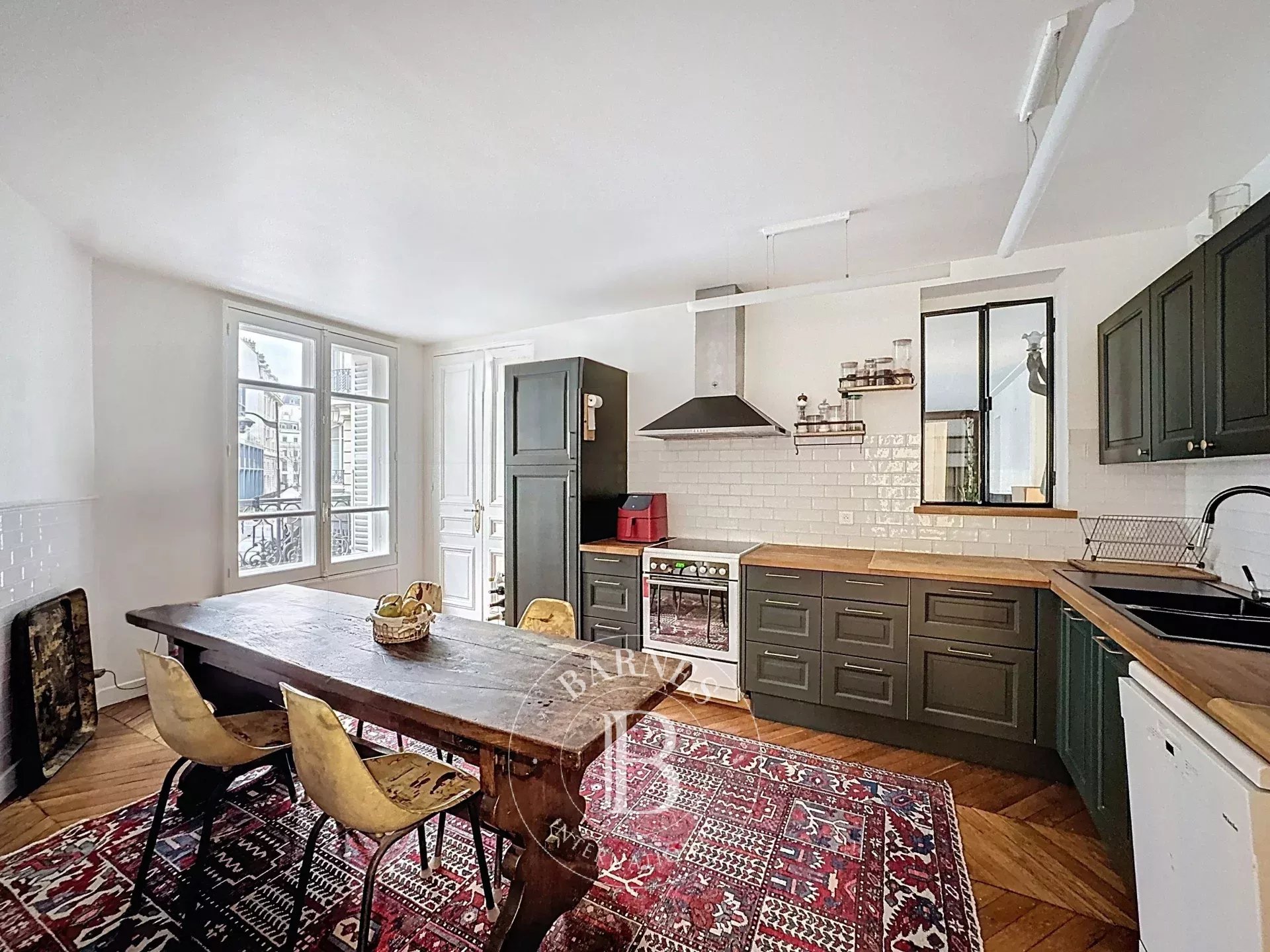 Daire Paris 8ème - picture 4