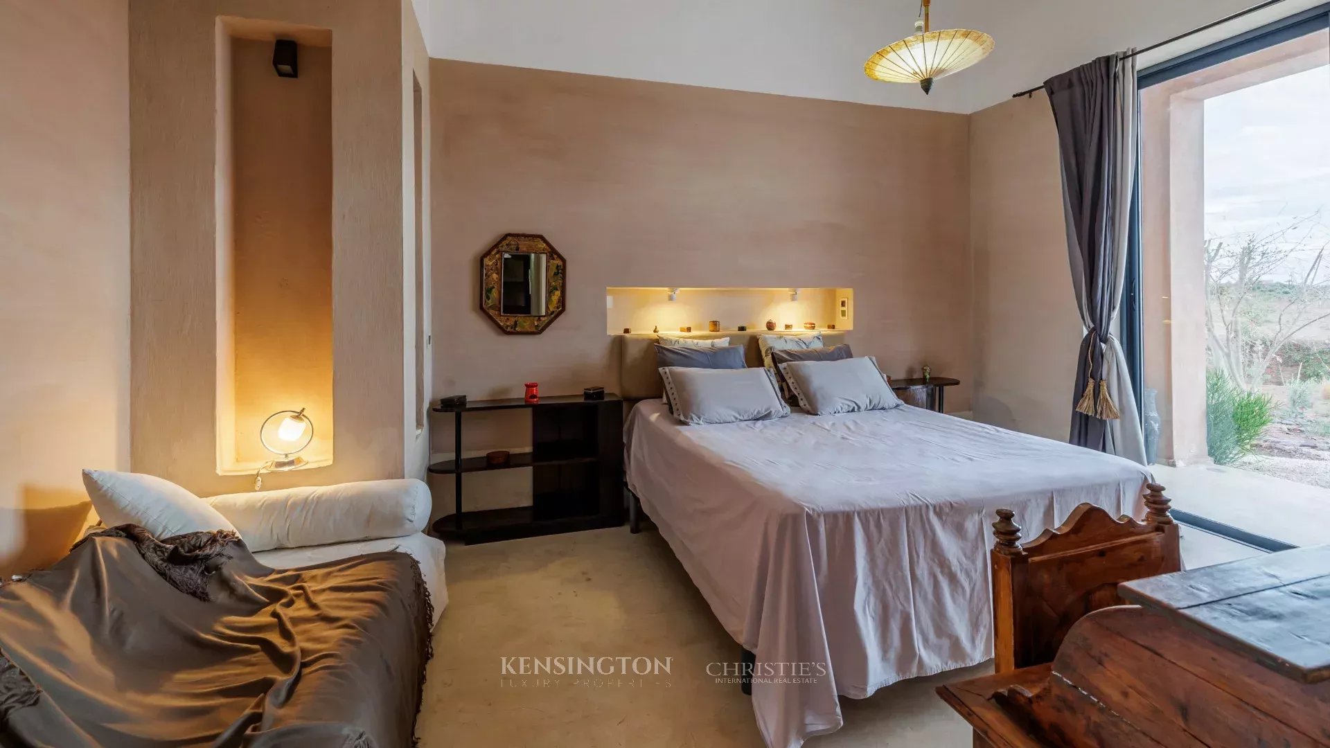5 Bedroom Villa/Townhouse's Image 8