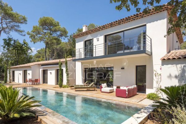 Spacious modern villa completely renovated — photo 3