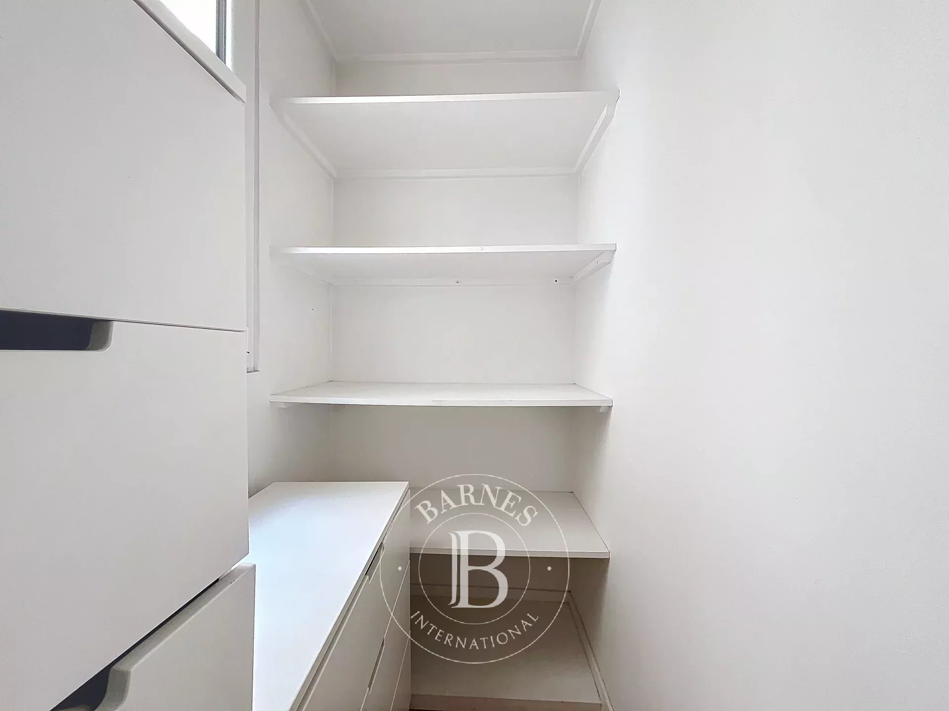 Daire Paris 9ème - picture 17