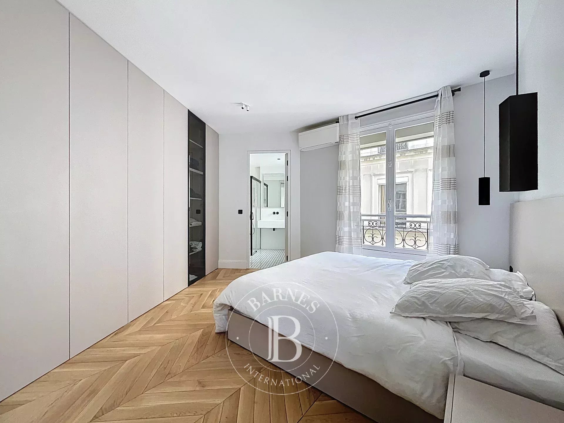 Paris  - Appartement 3 Pi&egrave;ces 2 Chambres - picture 4