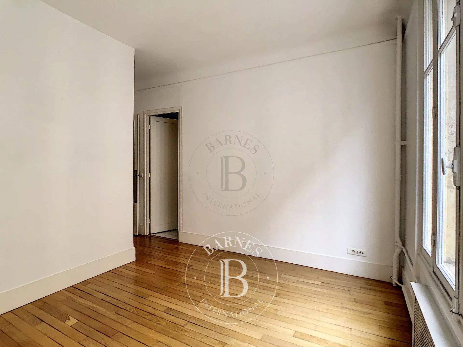 Daire Paris 16ème - picture 17