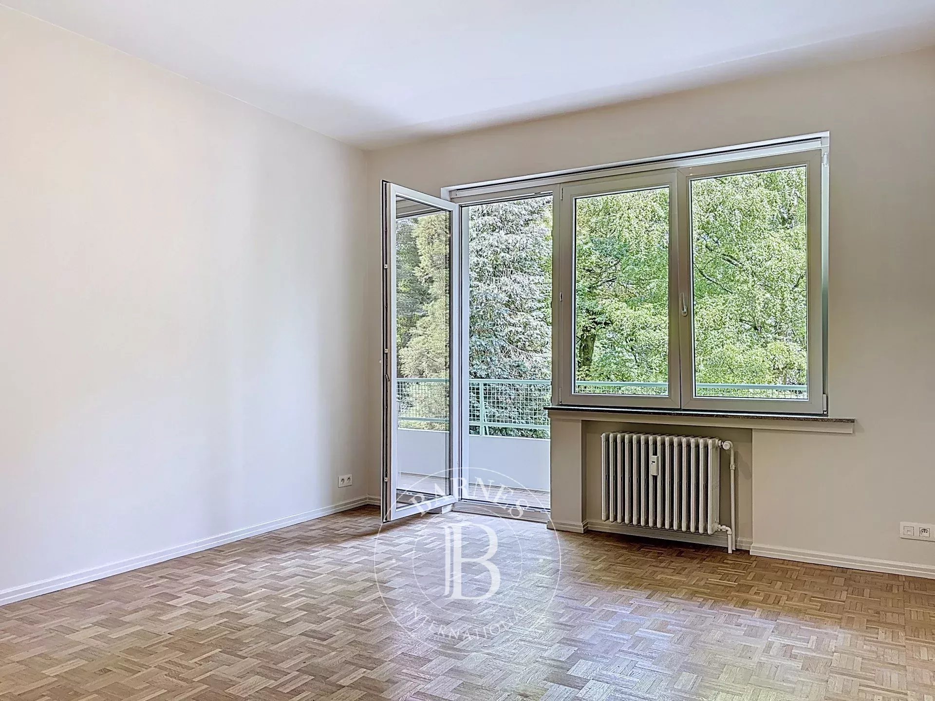 Uccle Churchill - Appt 3 ch, 2 sdb, terrasses, garage