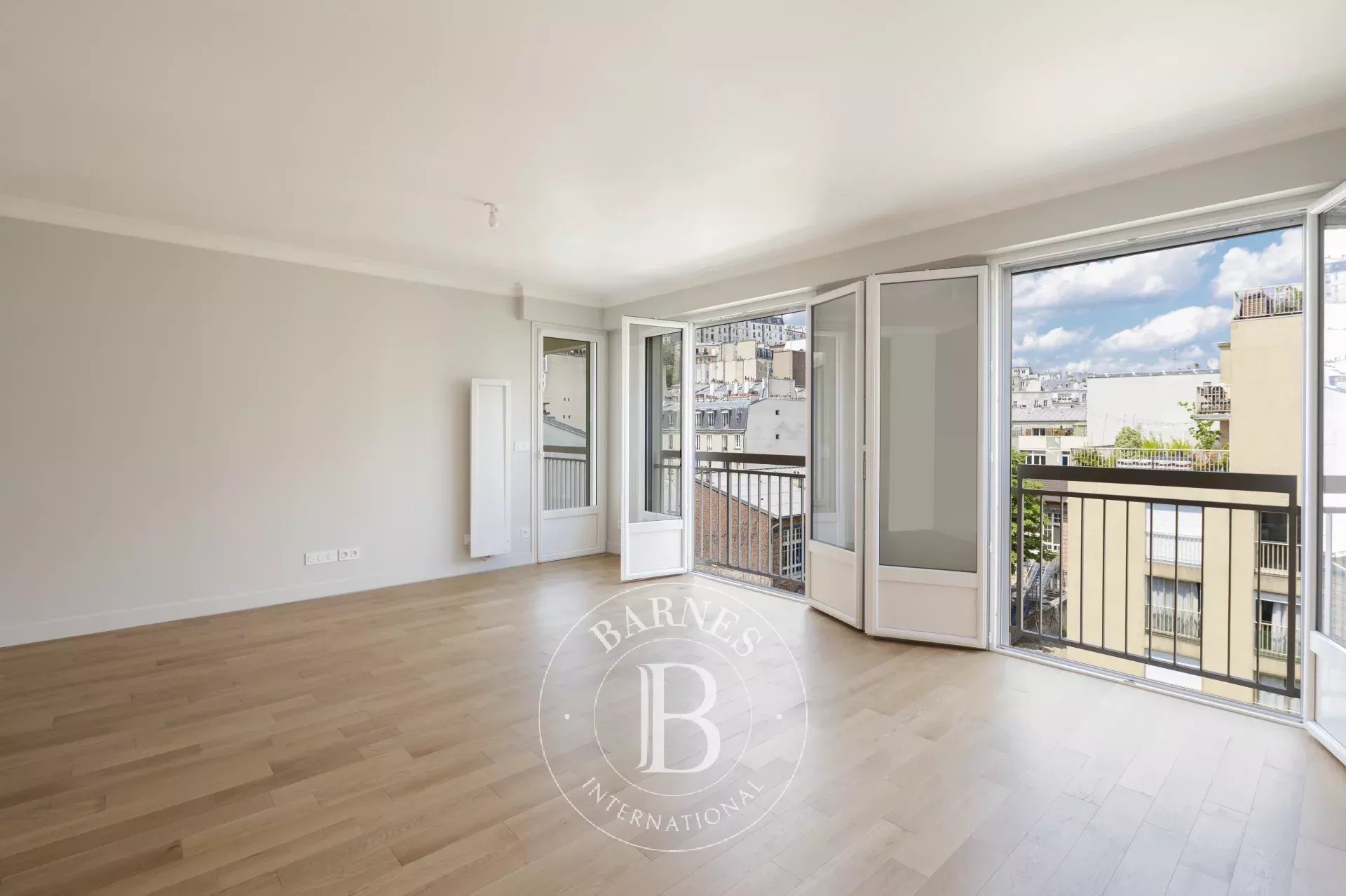 Daire Paris 18ème - picture 13