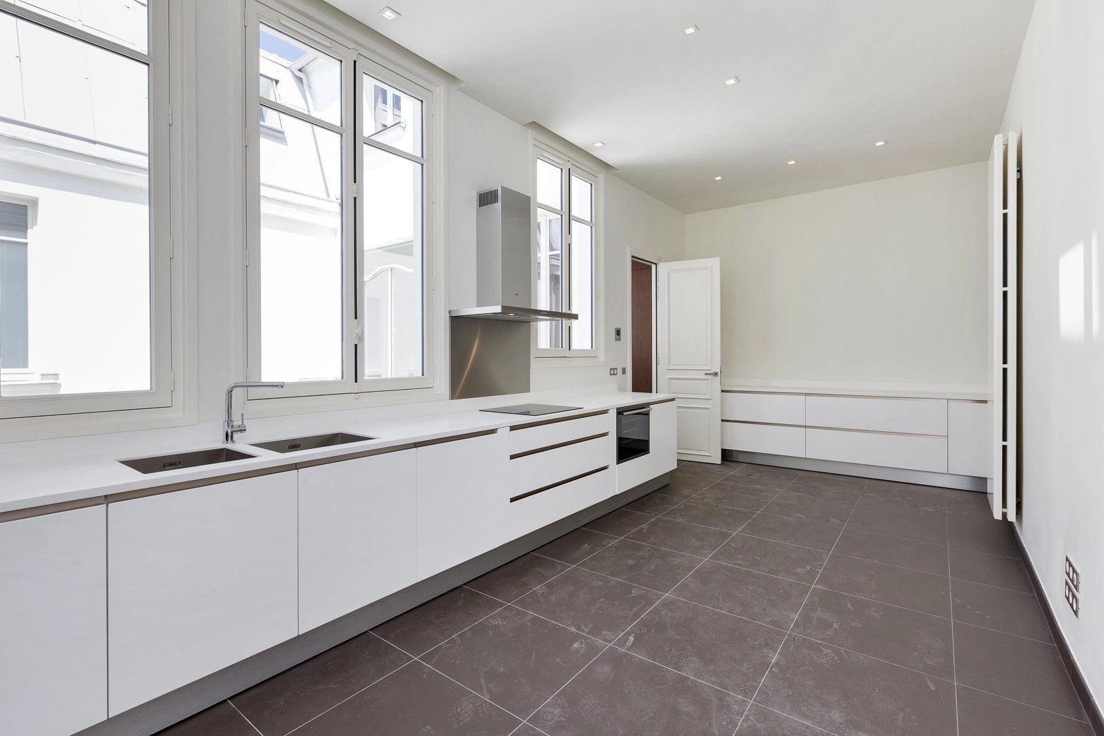 Paris  - Apartment 3 Bedrooms - picture 11