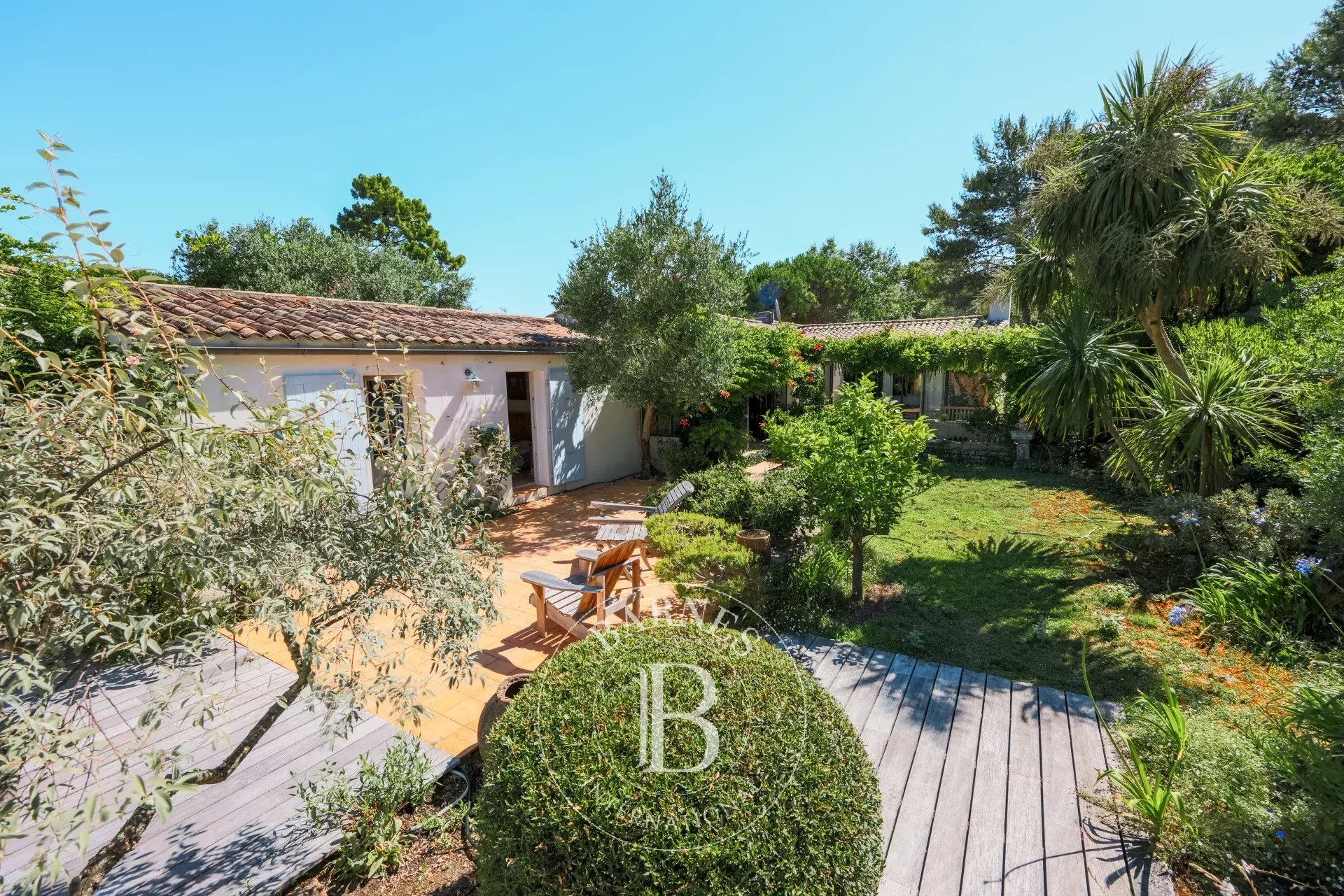 Maison Les Portes-en-Ré  -  ref 87182795 (picture 1)