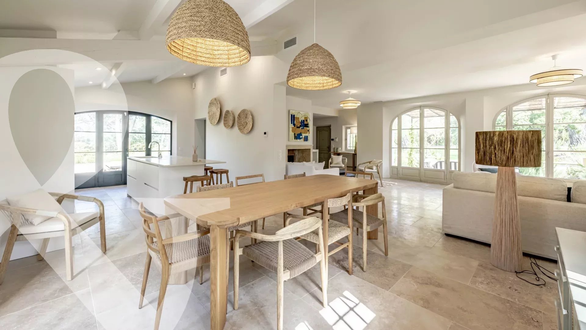 RESTAURATION DE GRANDE QUALITE