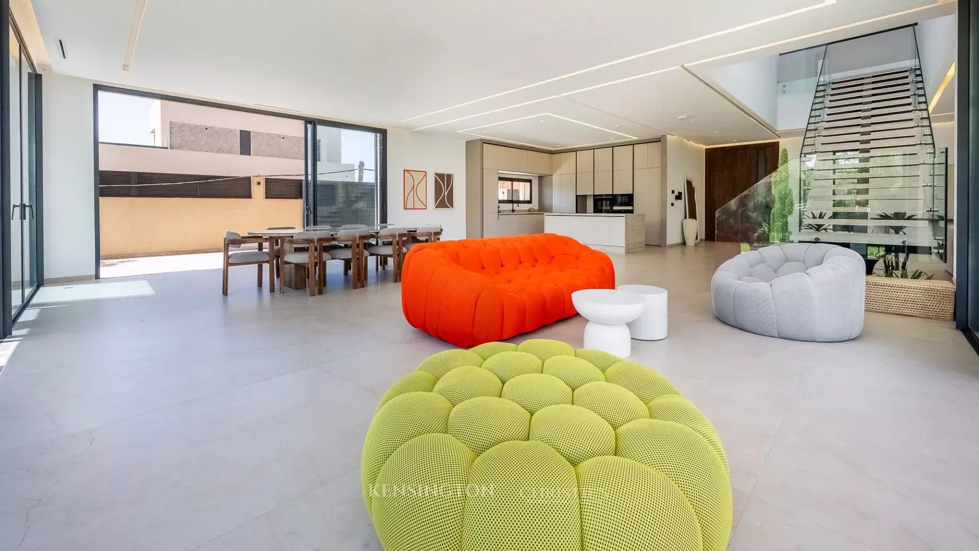 5 Bedroom Villa/Townhouse's Image 4