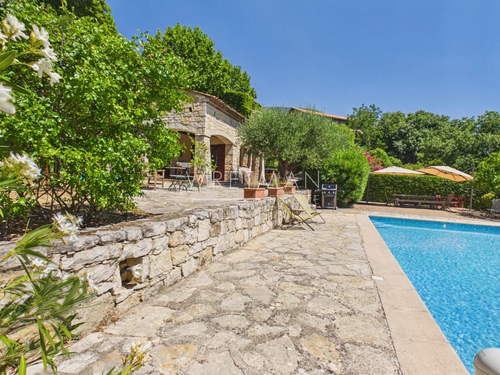 Charmante villa avec piscine - Bargemon