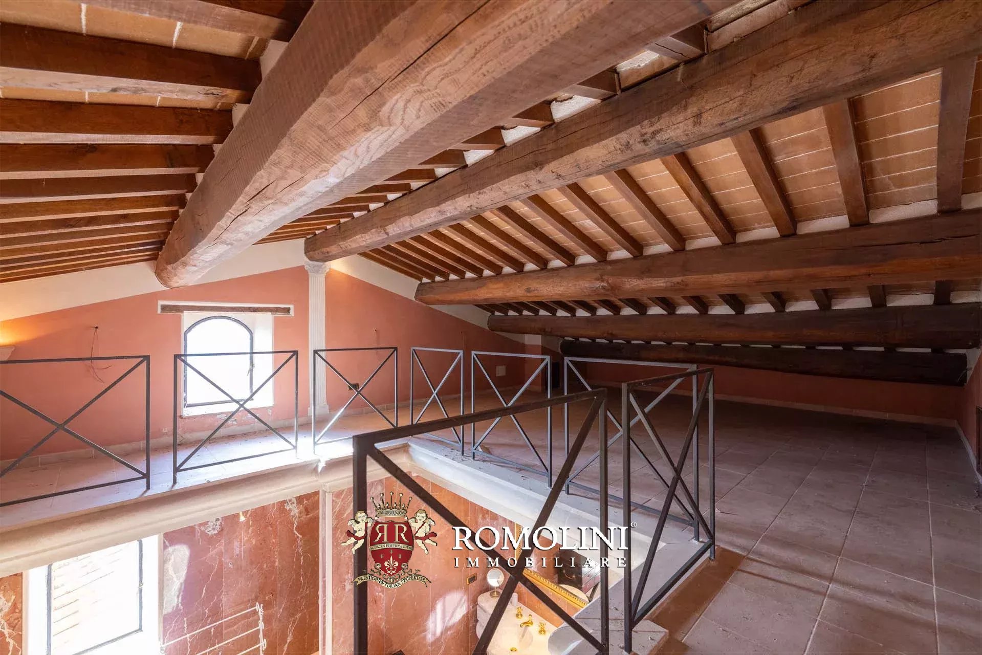 10 Bedroom Villa/Townhouse's Image 124