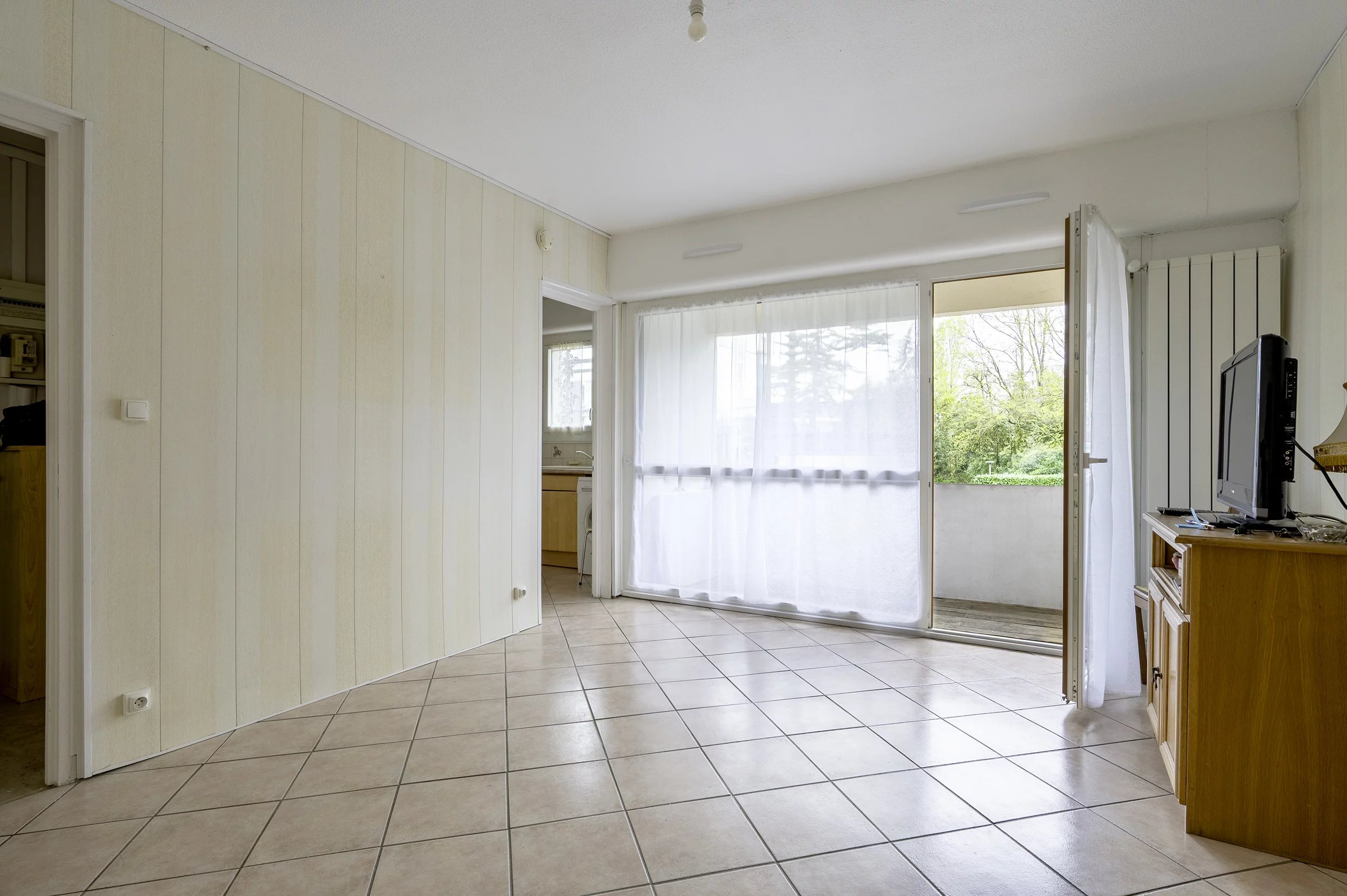 T2 avec balcon, vue dégagée – Résidence avec ascenseur – Bordeaux (33300) - Photo 5