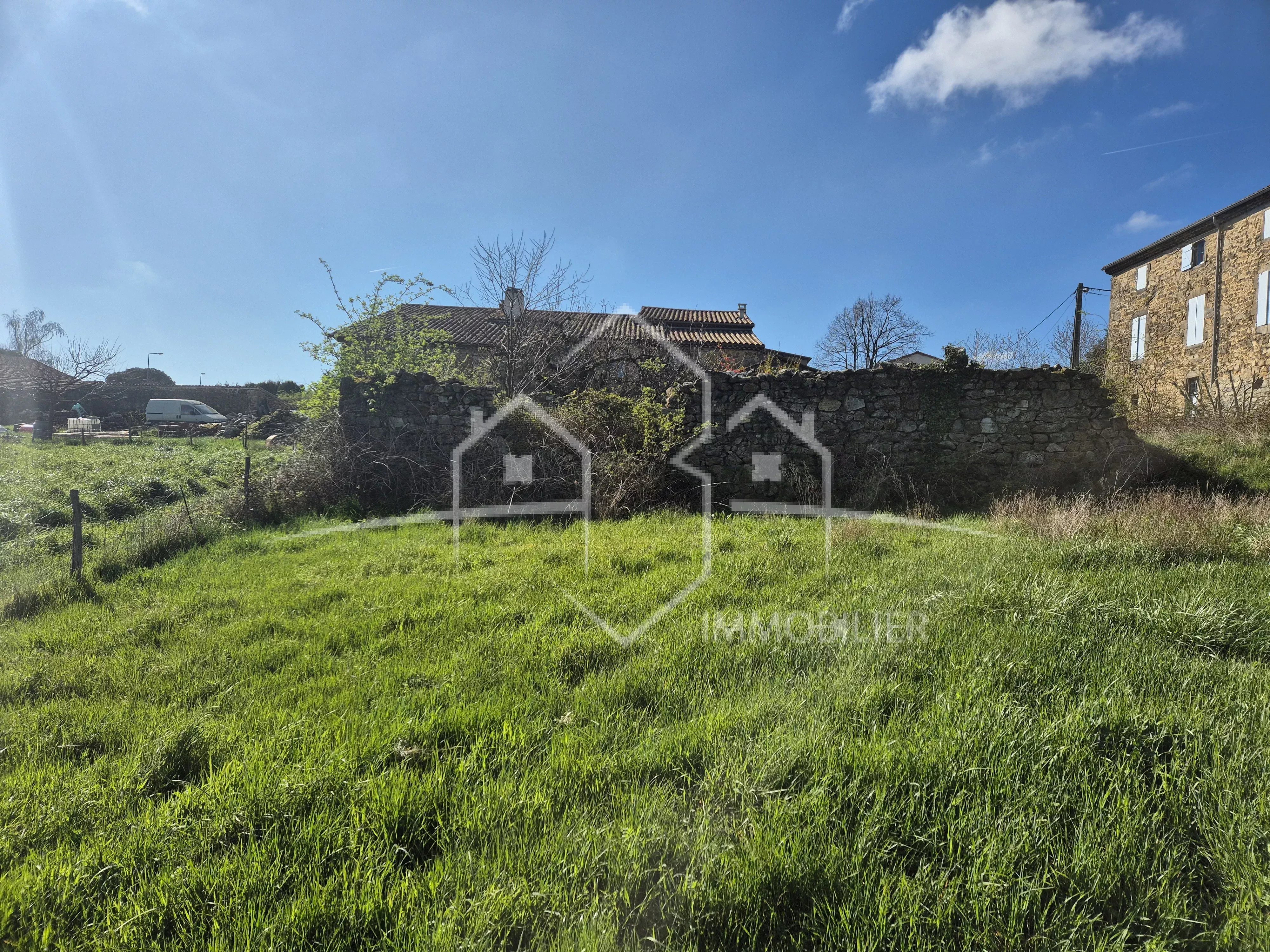 Maison en pierre de 81 m² à Talencieux