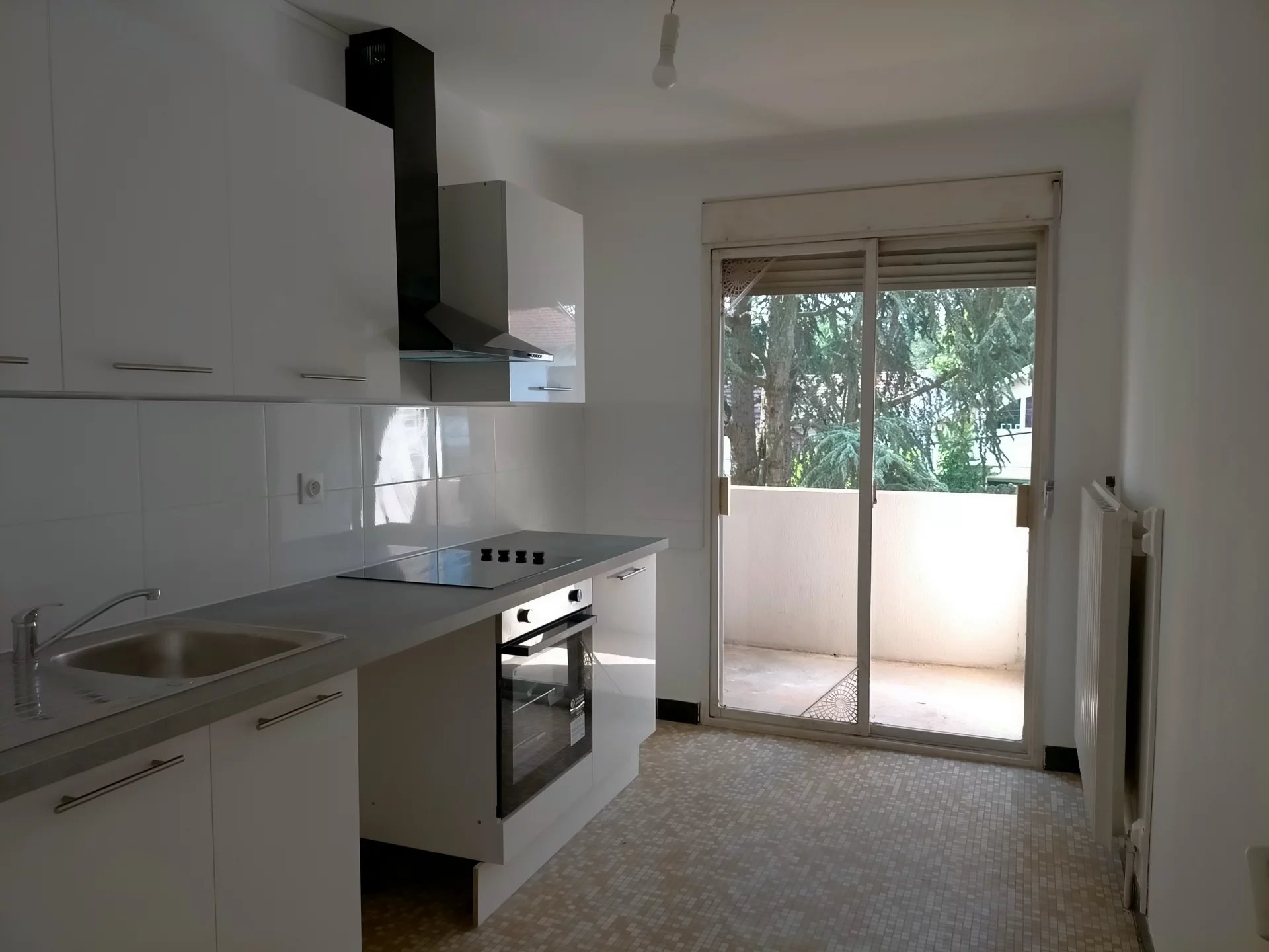 82372903 Location Lyon 9ème