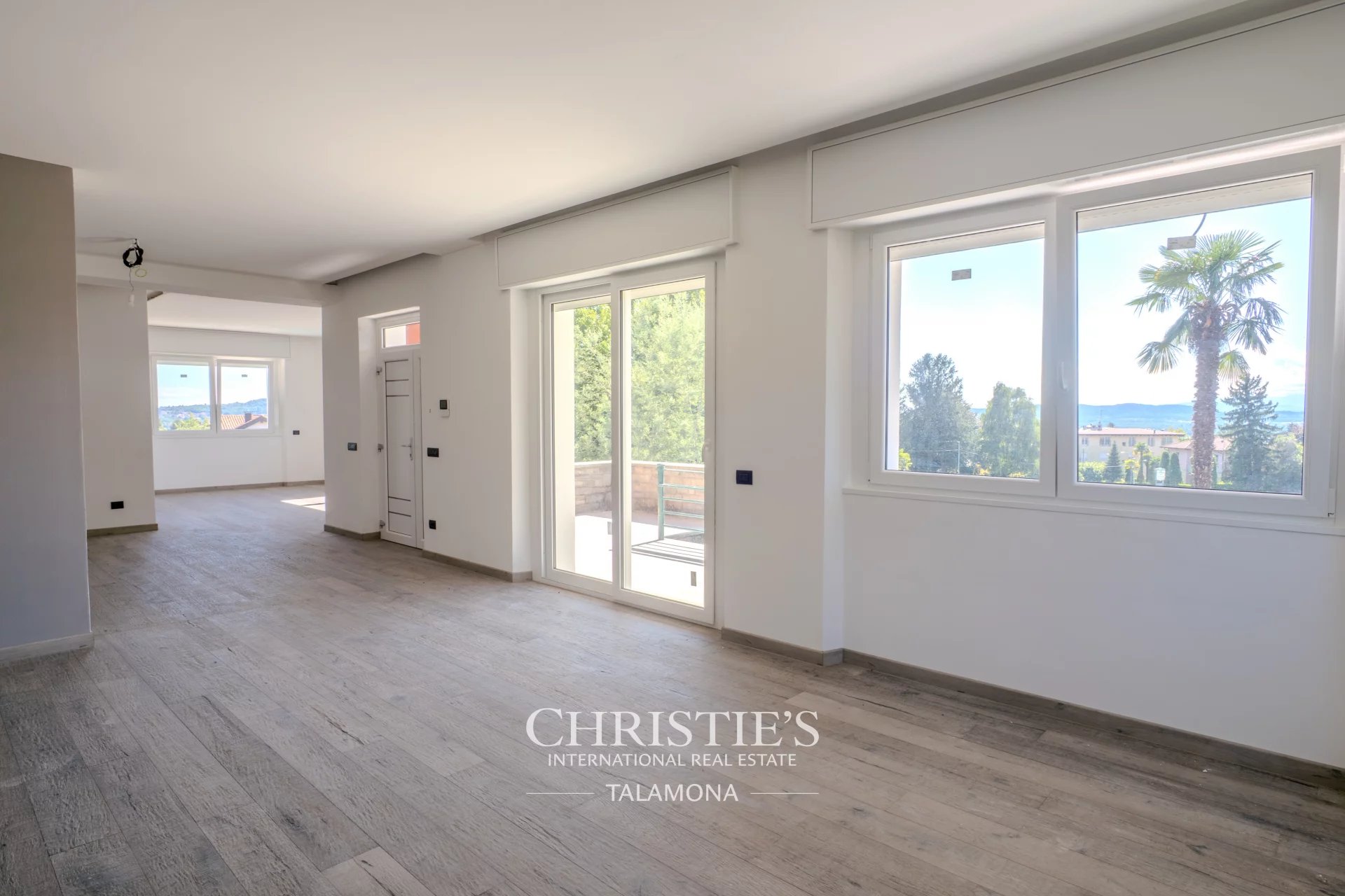 Villa/Townhouse's Image 11